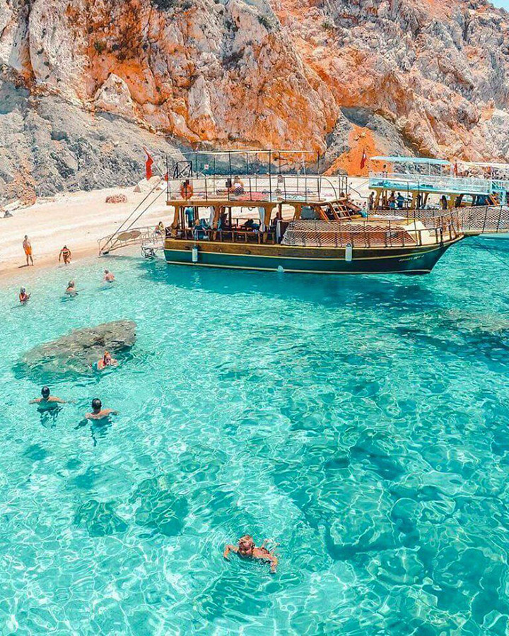 Båtturen til Suluada