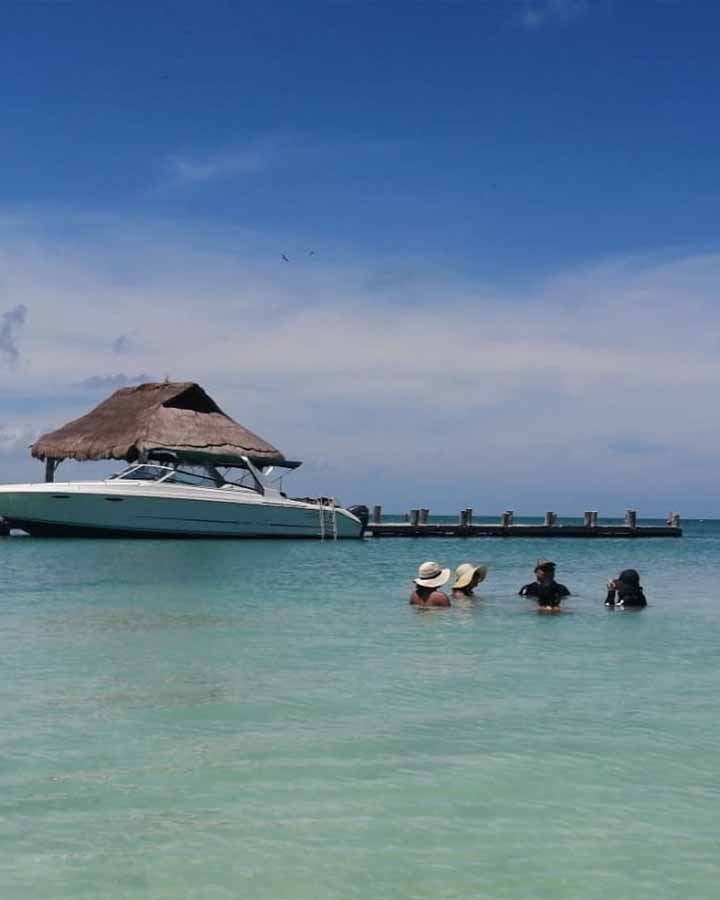 Privater Tag auf dem Wasser